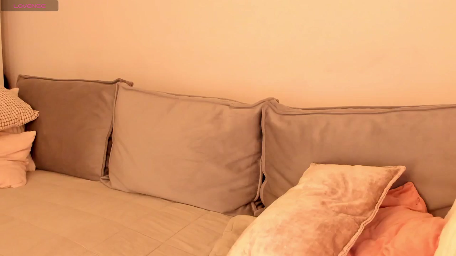 Gallery image thumbnail from Simi__'s myfreecams stream on, 02/21/2025, 18:08 image 18 of 20