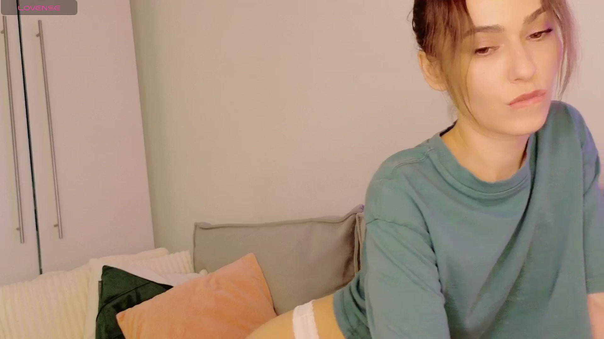Gallery image thumbnail from Simi__'s myfreecams stream on, 07/25/2025, 16:49 image 15 of 20