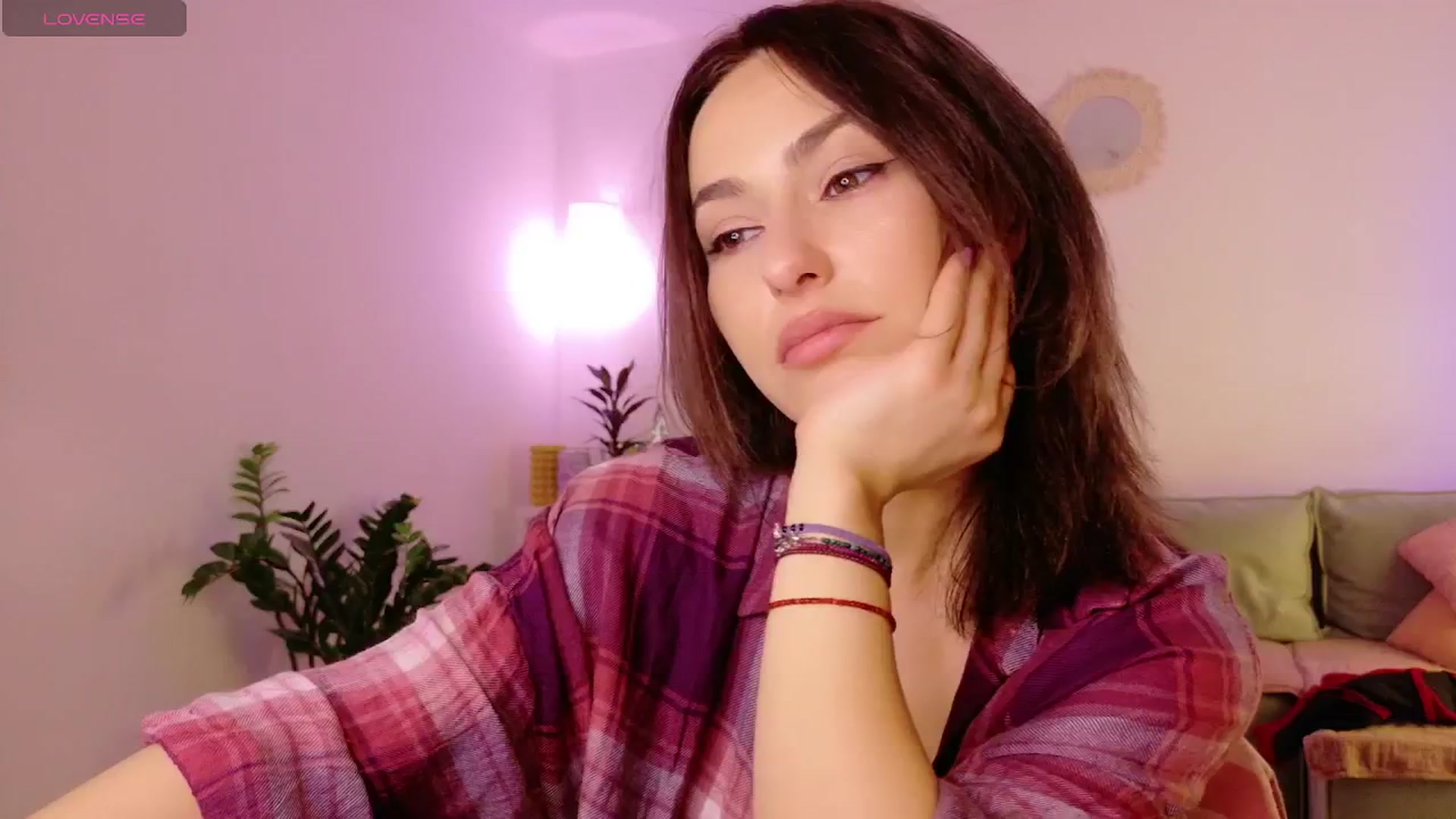 Gallery image thumbnail from Simi__'s myfreecams stream on, 02/21/2026, 18:56 image 16 of 20