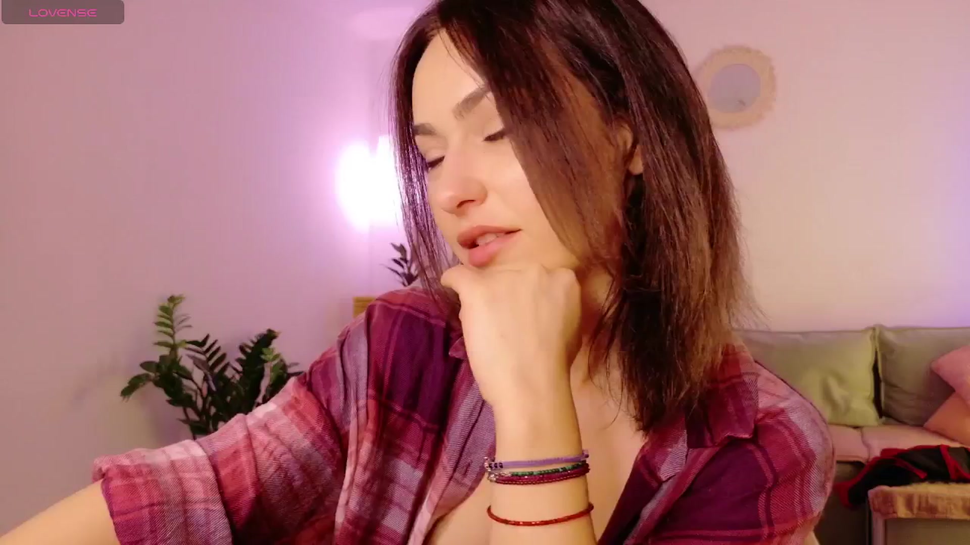 Gallery image thumbnail from Simi__'s myfreecams stream on, 02/21/2026, 18:56 image 15 of 20