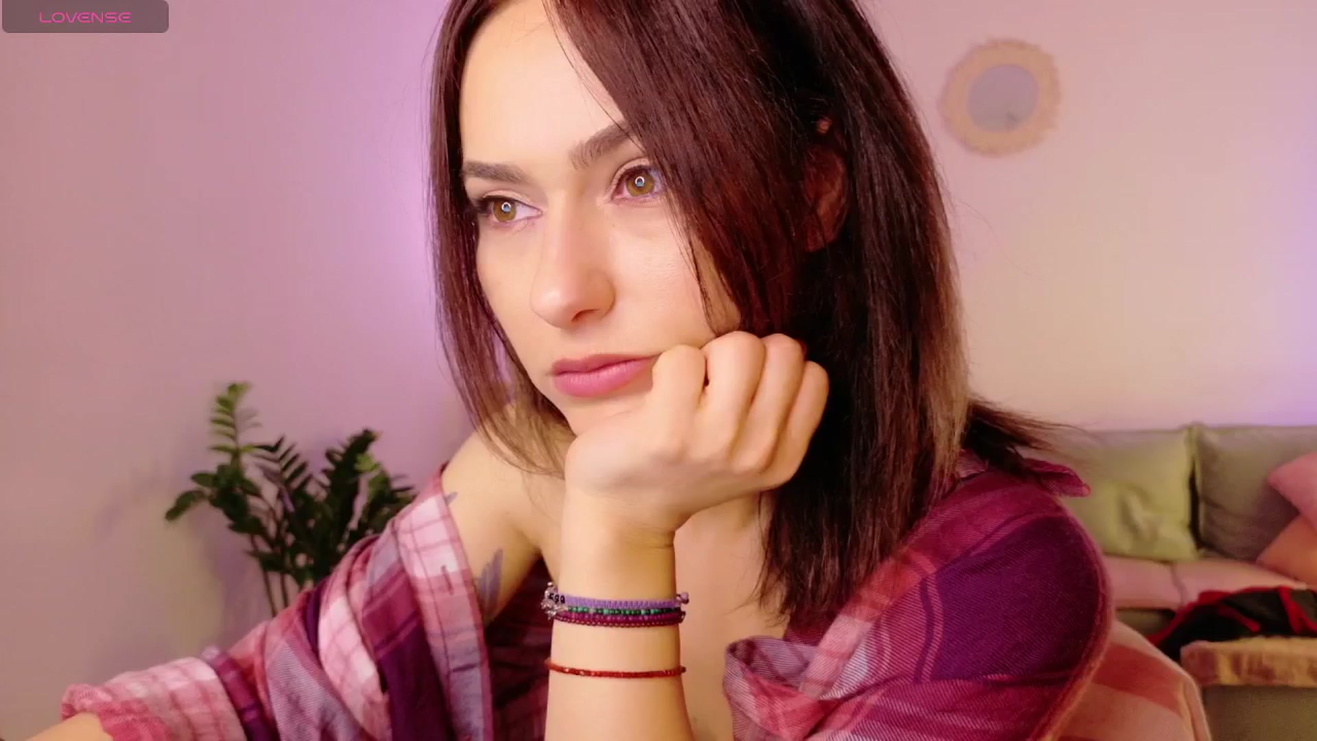 Gallery image thumbnail from Simi__'s myfreecams stream on, 02/21/2026, 18:56 image 18 of 20