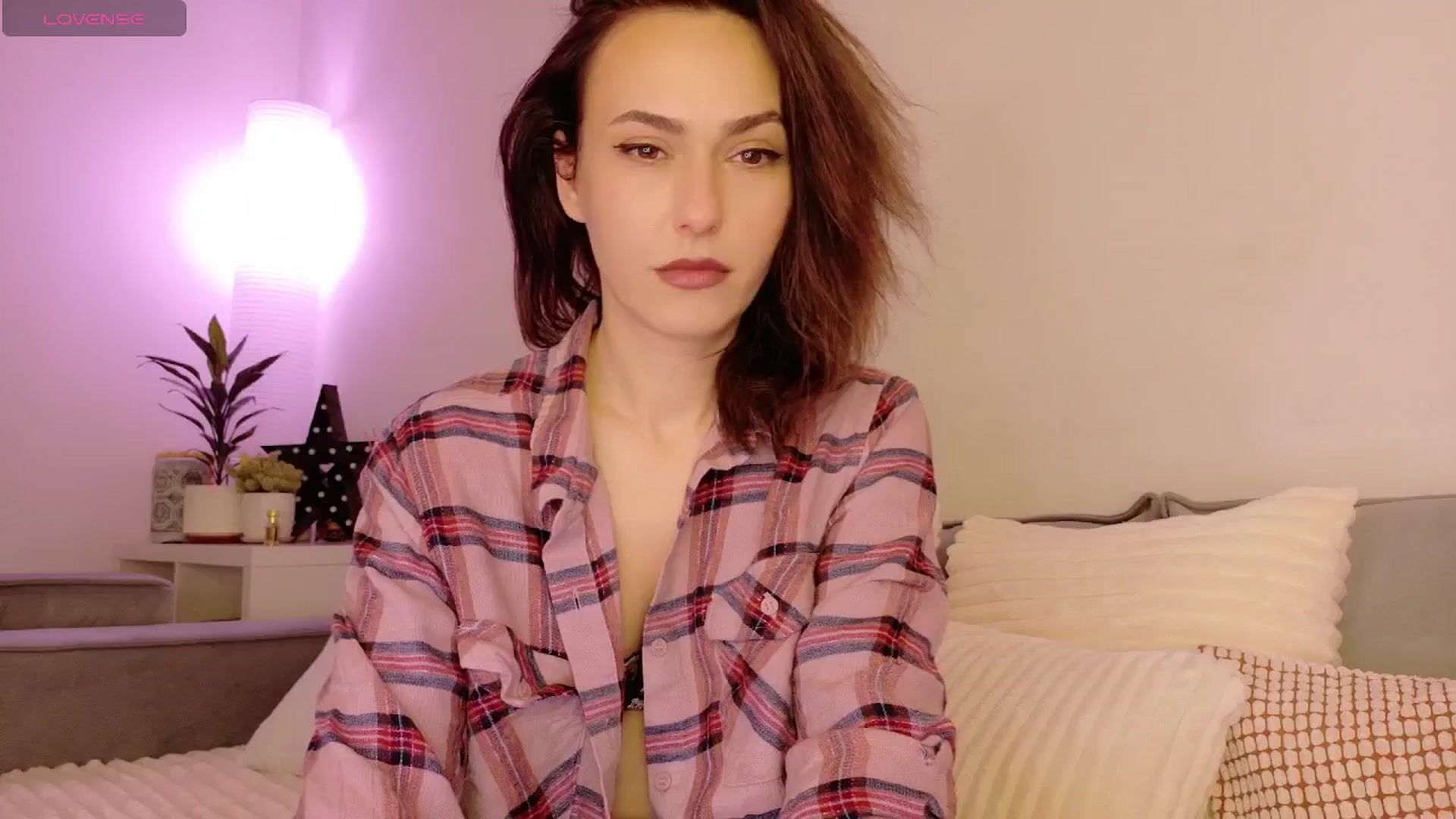Gallery image thumbnail from Simi__'s myfreecams stream on, 03/01/2026, 16:47 image 2 of 20