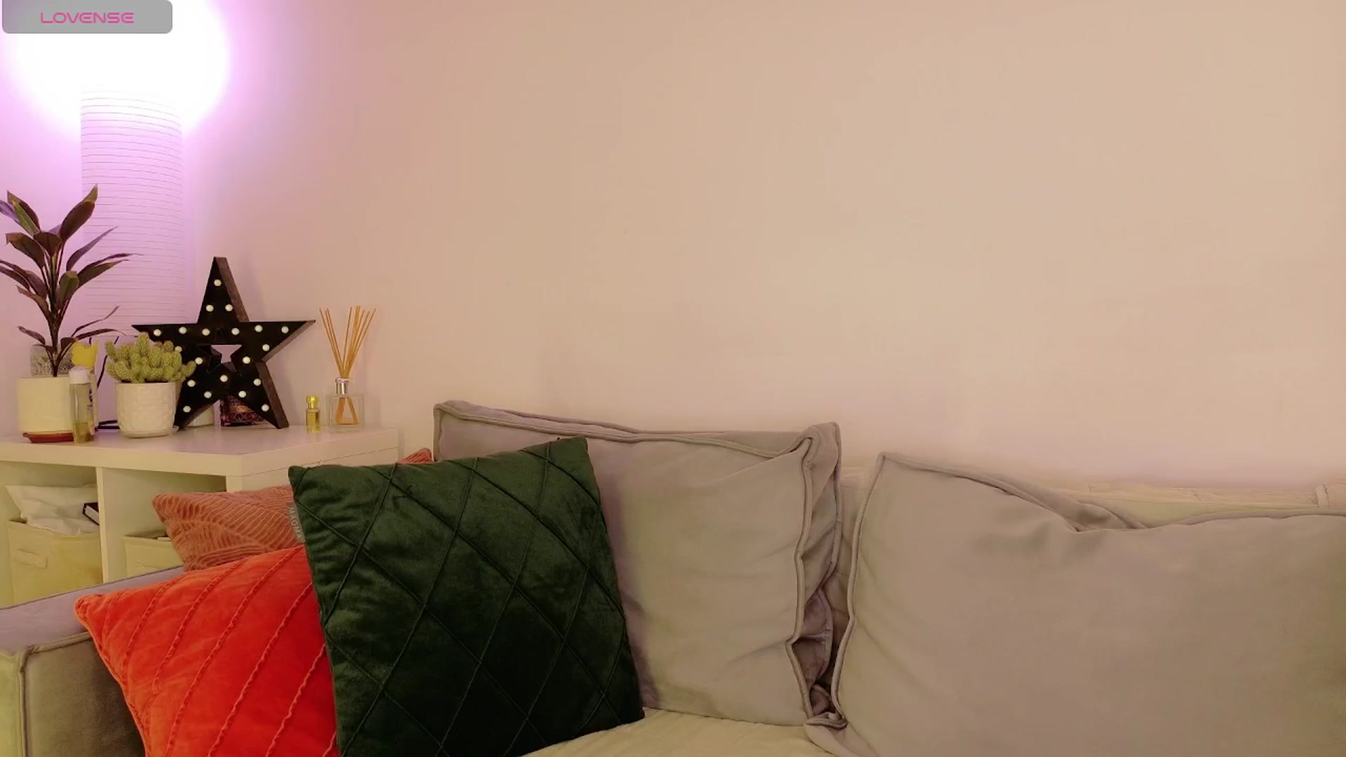 Gallery image thumbnail from Simi__'s myfreecams stream on, 04/02/2026, 17:42 image 13 of 20