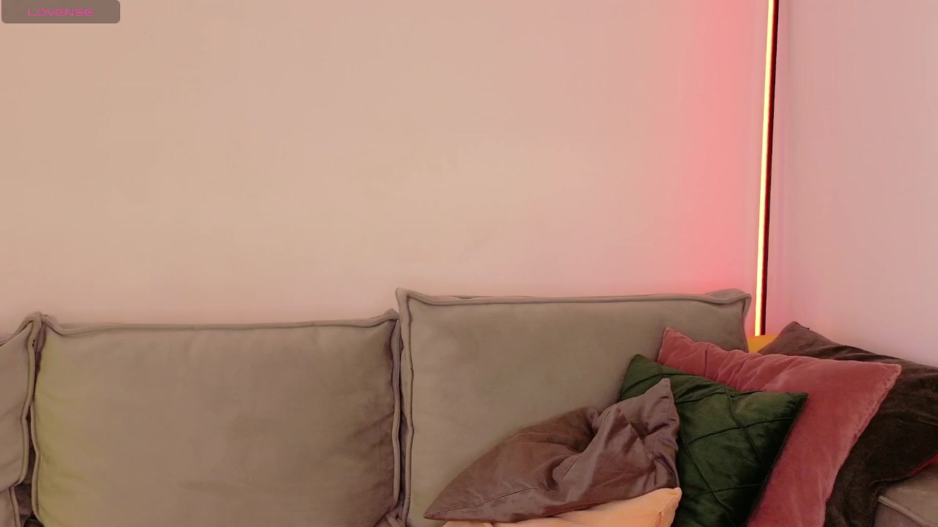 Gallery image thumbnail from Simi__'s myfreecams stream on, 04/09/2026, 18:02 image 4 of 20