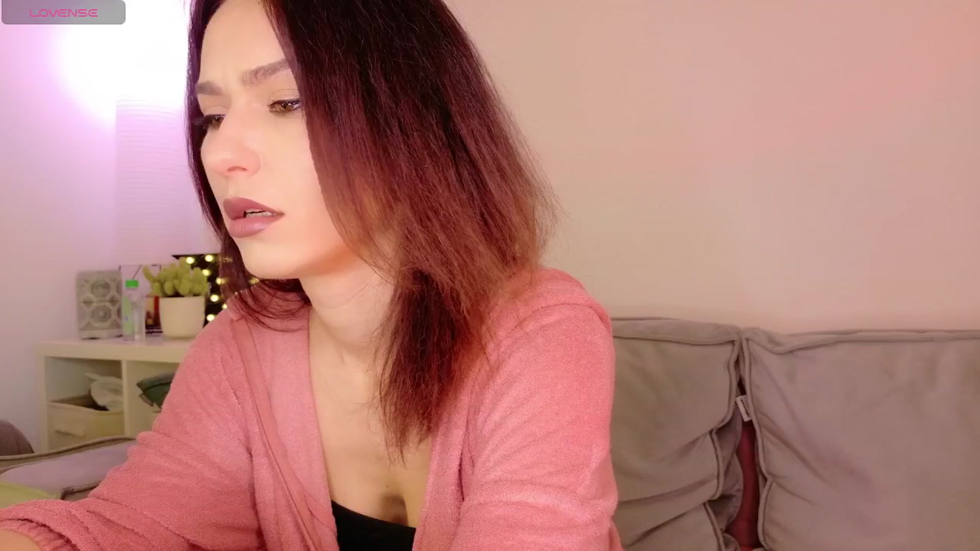 Gallery image thumbnail from Simi__'s myfreecams stream on, 05/03/2026, 18:23 image 2 of 20