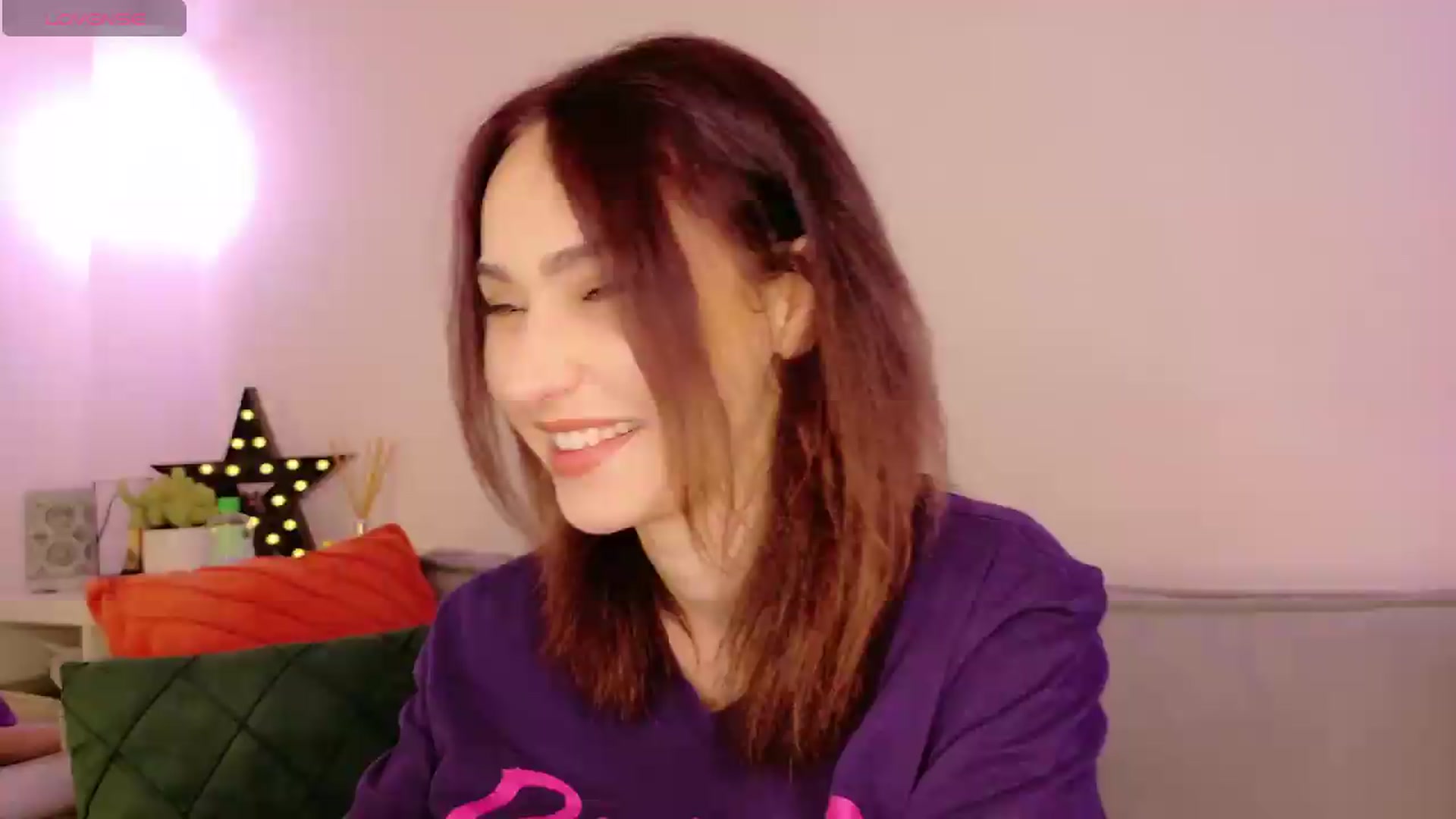 Gallery image thumbnail from Simi__'s myfreecams stream on, 05/09/2026, 16:56 image 14 of 20