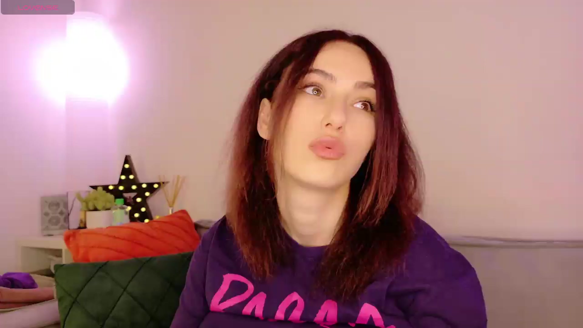 Gallery image thumbnail from Simi__'s myfreecams stream on, 05/09/2026, 16:56 image 2 of 20