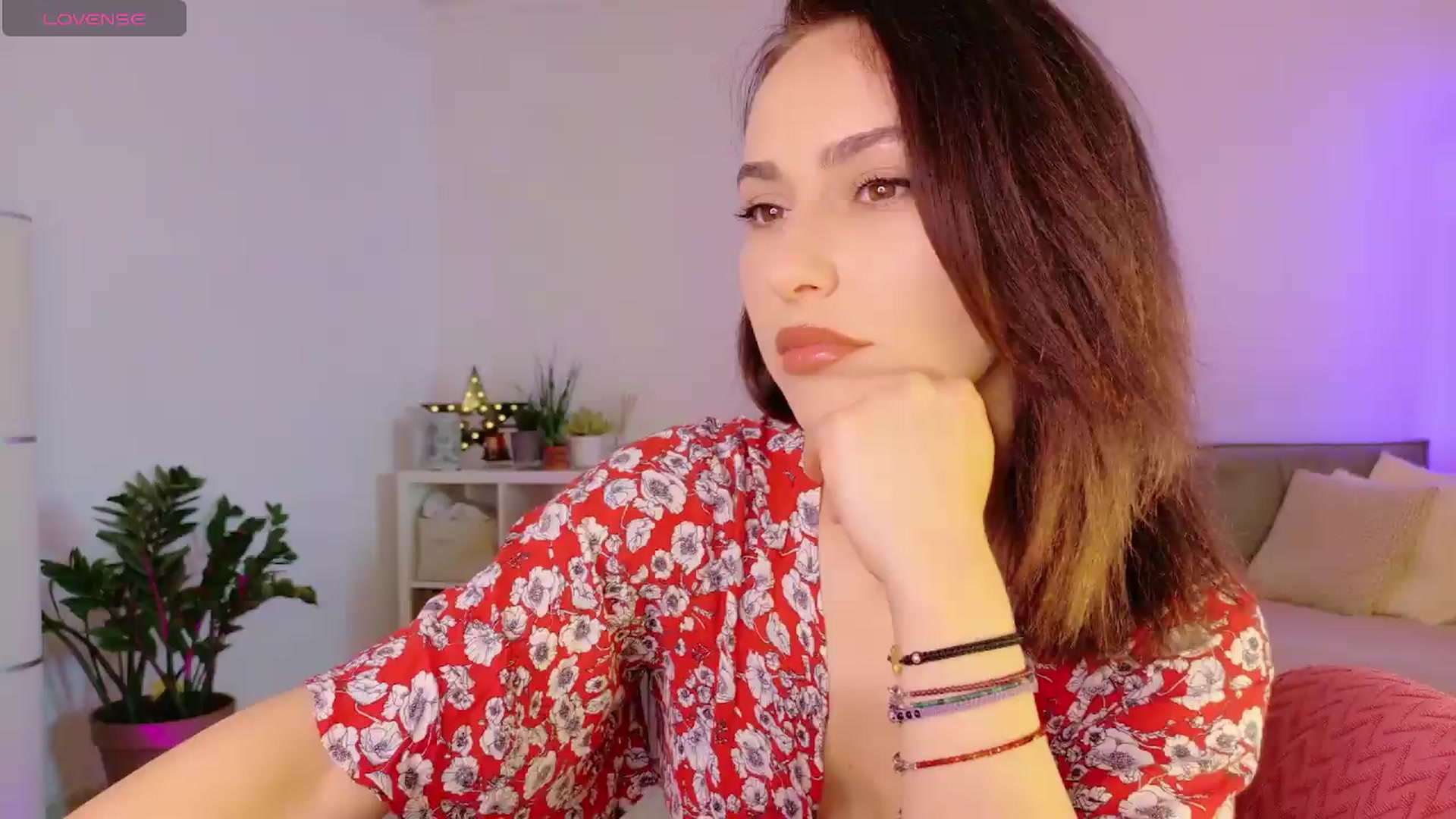 Gallery image thumbnail from Simi__'s myfreecams stream on, 06/29/2026, 17:47 image 6 of 20