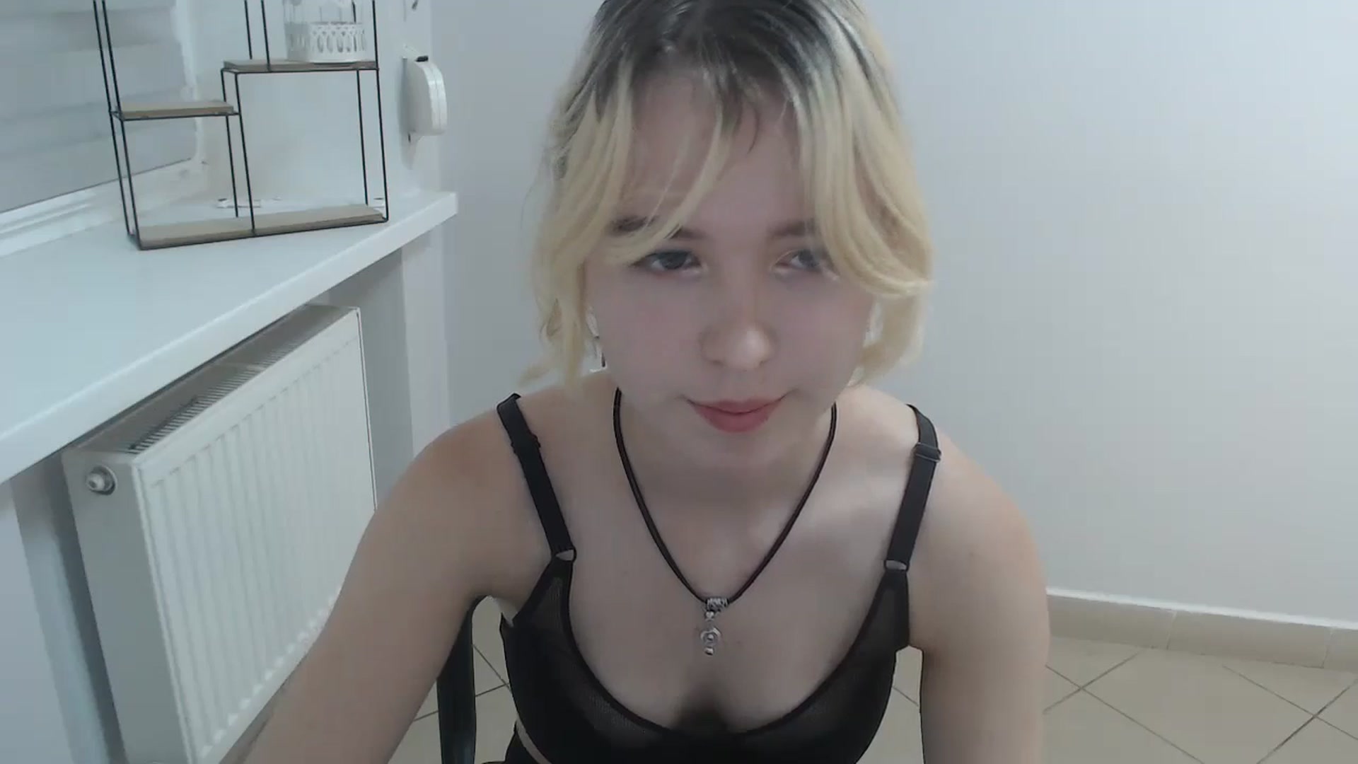 Gallery image thumbnail from SimonaTess_'s myfreecams stream on, 08/22/2024, 09:15 image 18 of 20