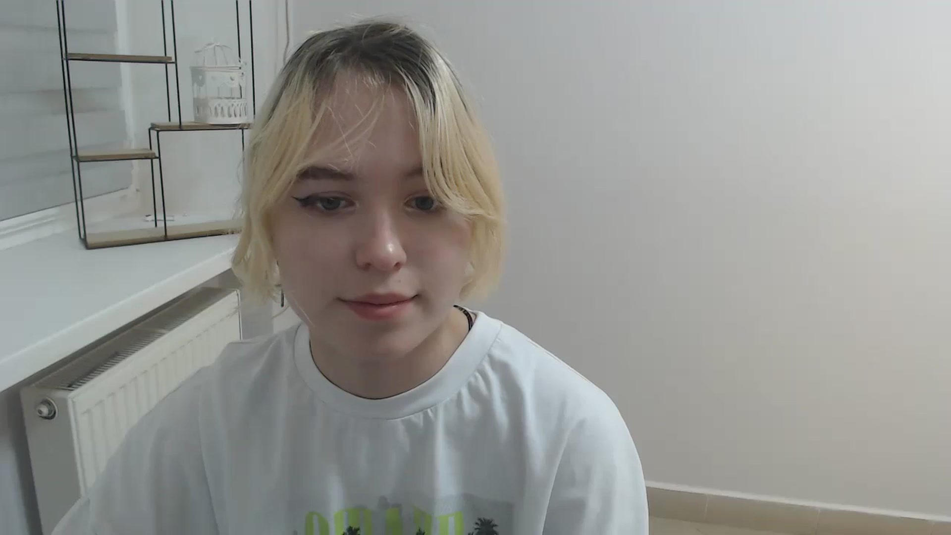 Gallery image thumbnail from SimonaTess_'s myfreecams stream on, 08/22/2024, 10:32 image 1 of 20