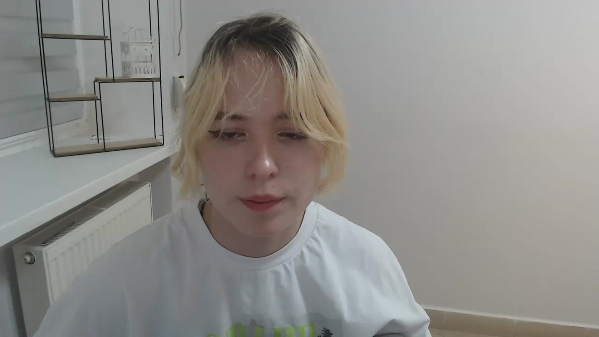 Gallery image thumbnail from SimonaTess_'s myfreecams stream on, 08/22/2024, 10:32 image 18 of 20