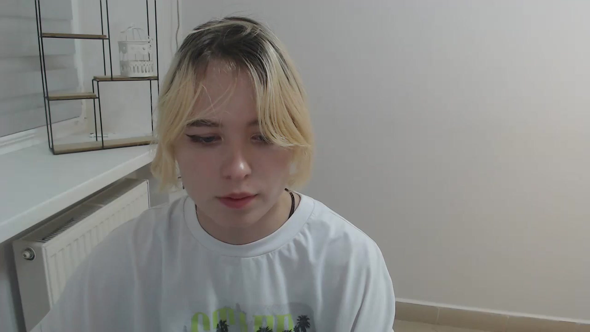 Gallery image thumbnail from SimonaTess_'s myfreecams stream on, 08/22/2024, 10:32 image 12 of 20