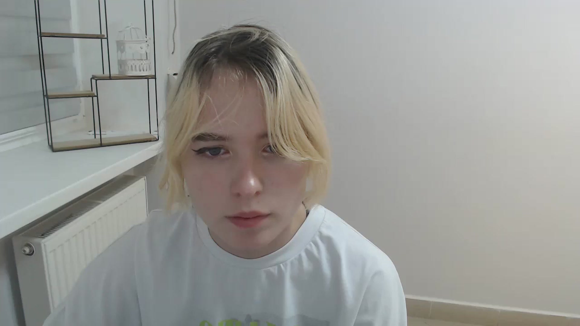 Gallery image thumbnail from SimonaTess_'s myfreecams stream on, 08/22/2024, 10:32 image 4 of 20