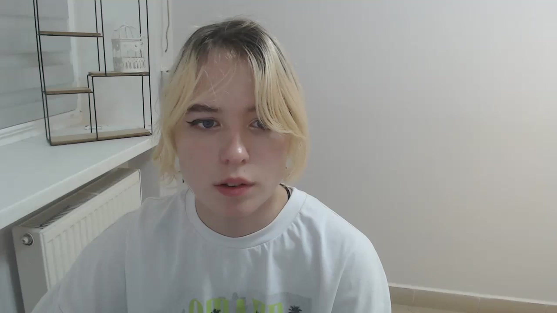 Gallery image thumbnail from SimonaTess_'s myfreecams stream on, 08/22/2024, 10:32 image 7 of 20