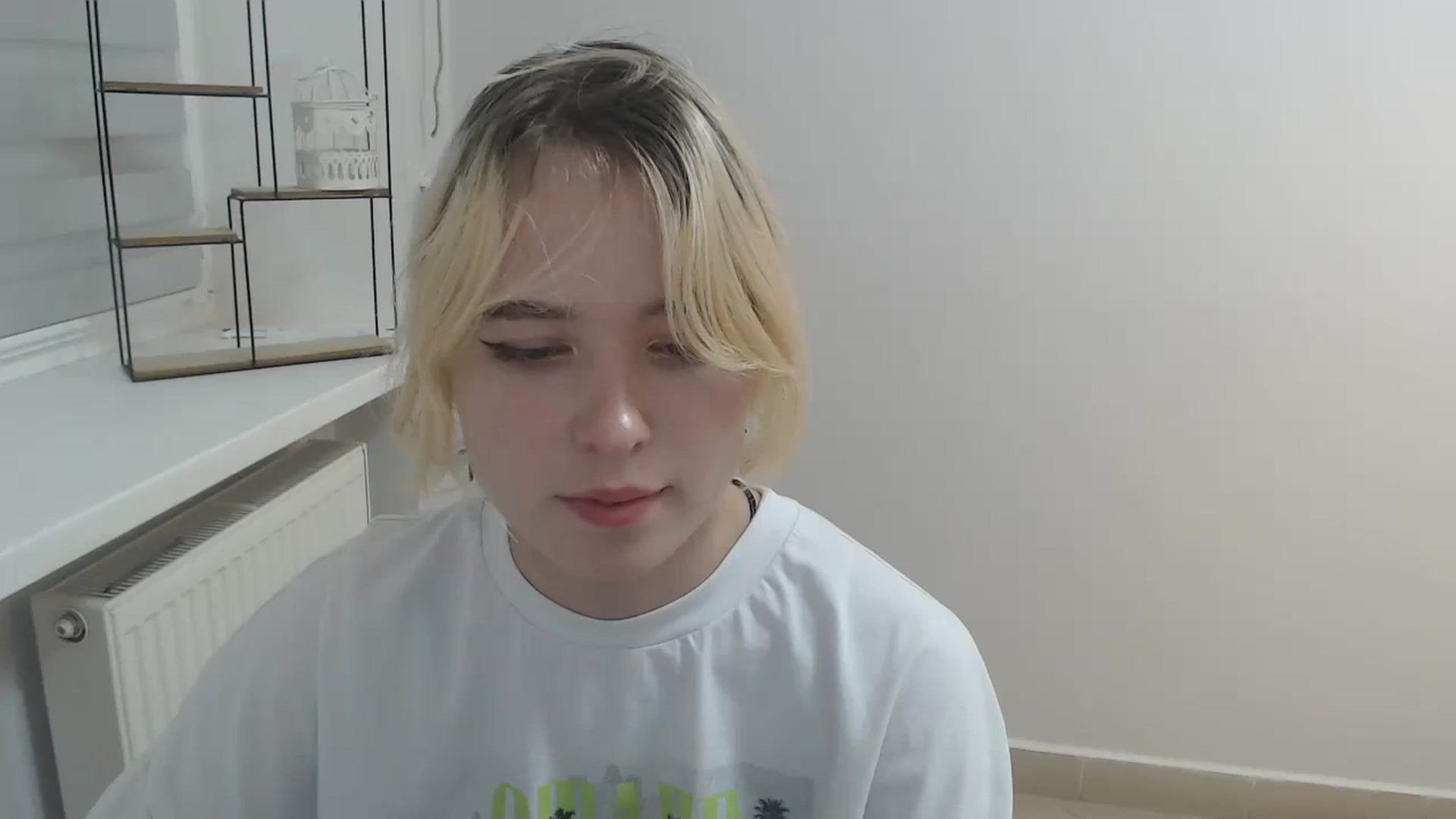 Gallery image thumbnail from SimonaTess_'s myfreecams stream on, 08/22/2024, 10:32 image 9 of 20