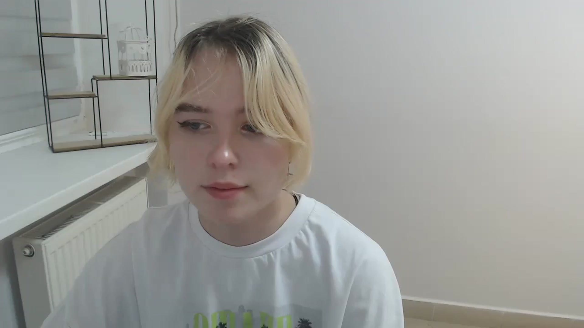 Gallery image thumbnail from SimonaTess_'s myfreecams stream on, 08/22/2024, 10:32 image 2 of 20