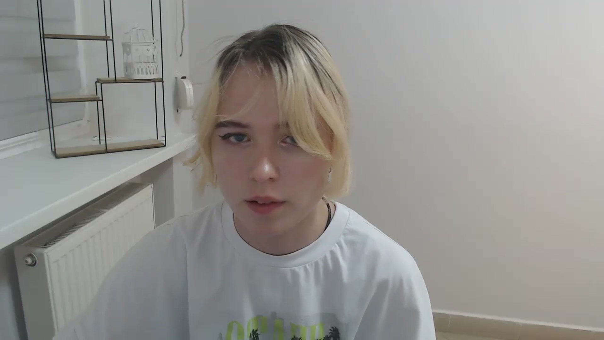 Gallery image thumbnail from SimonaTess_'s myfreecams stream on, 08/22/2024, 11:29 image 2 of 20