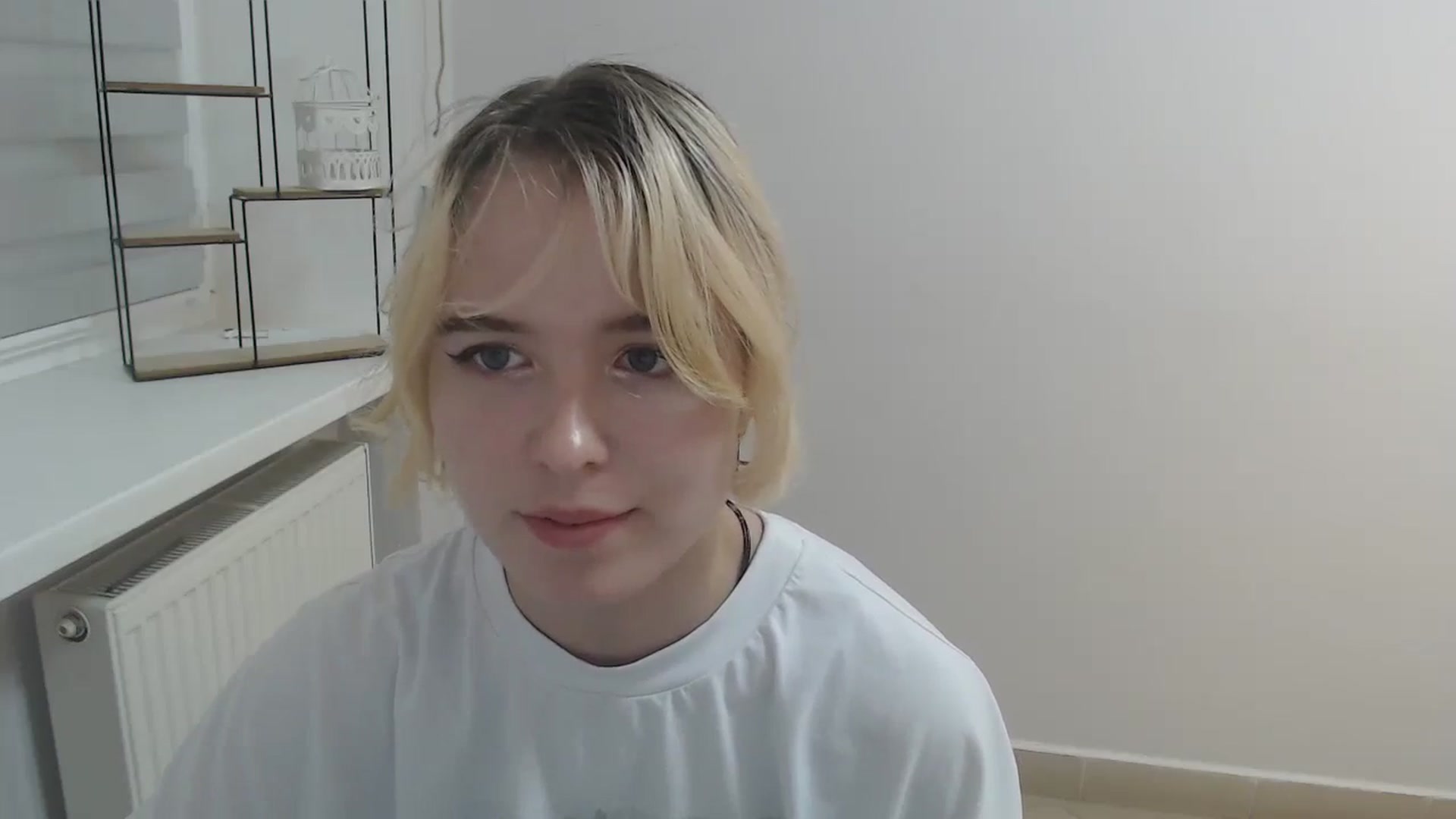 Gallery image thumbnail from SimonaTess_'s myfreecams stream on, 08/22/2024, 11:29 image 16 of 20