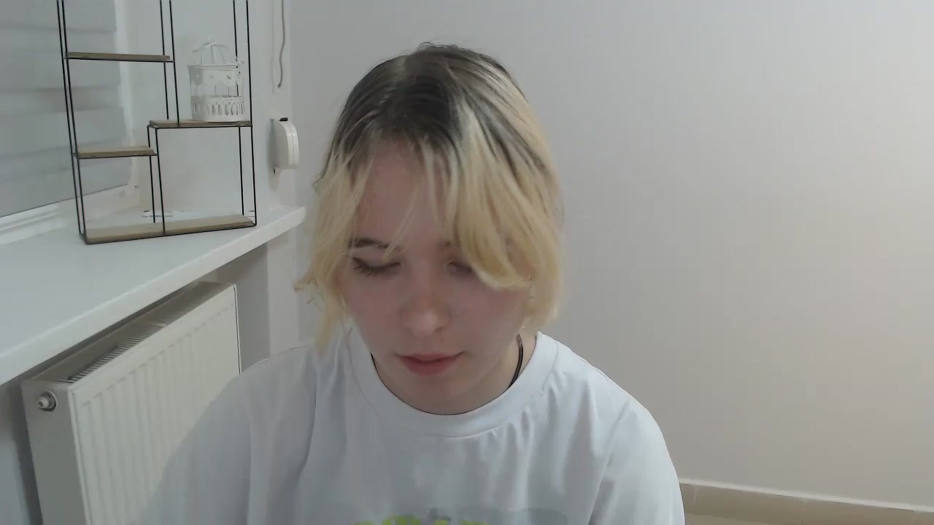 Gallery image thumbnail from SimonaTess_'s myfreecams stream on, 08/22/2024, 11:55 image 18 of 20
