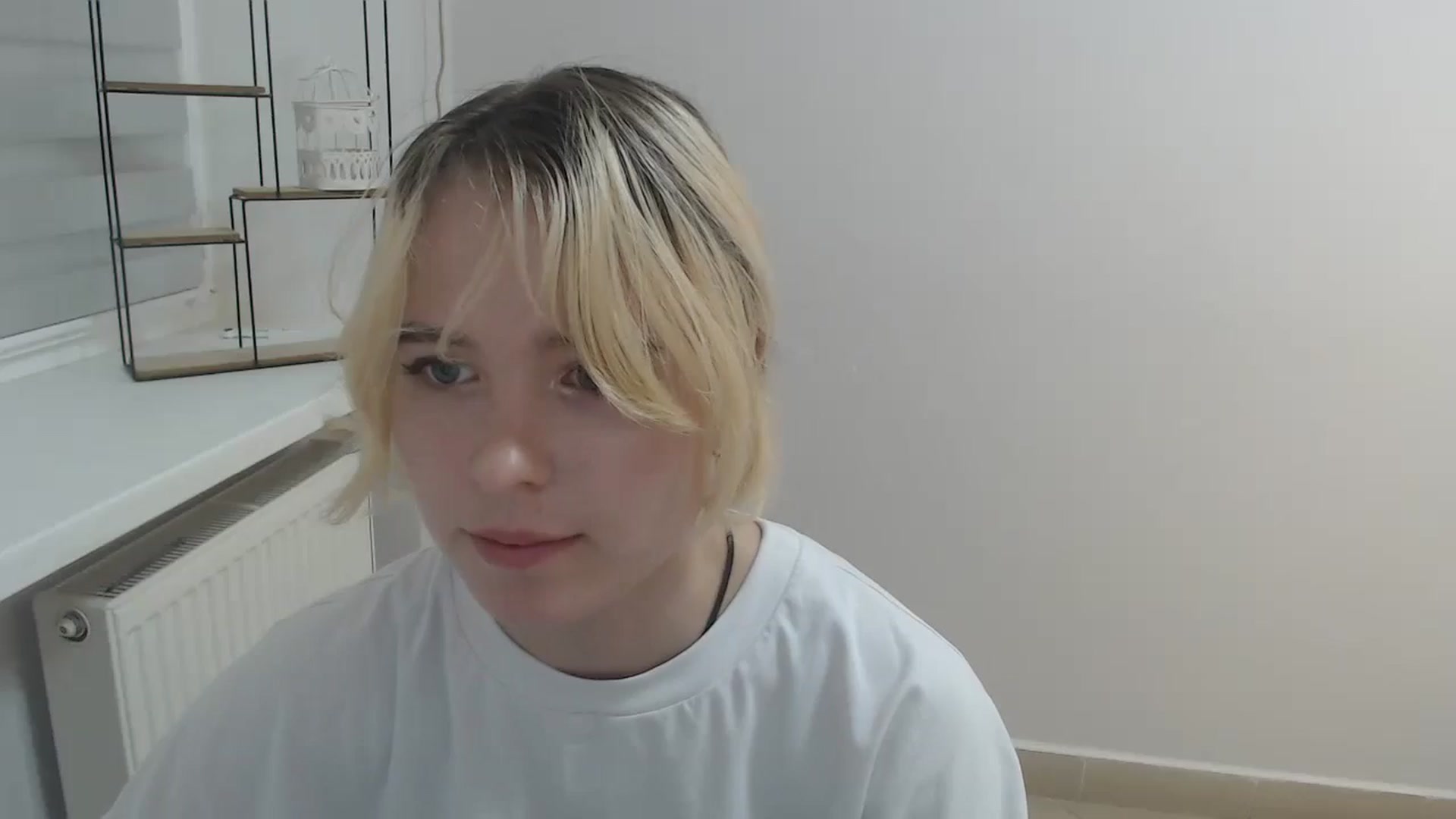 Gallery image thumbnail from SimonaTess_'s myfreecams stream on, 08/22/2024, 11:55 image 16 of 20