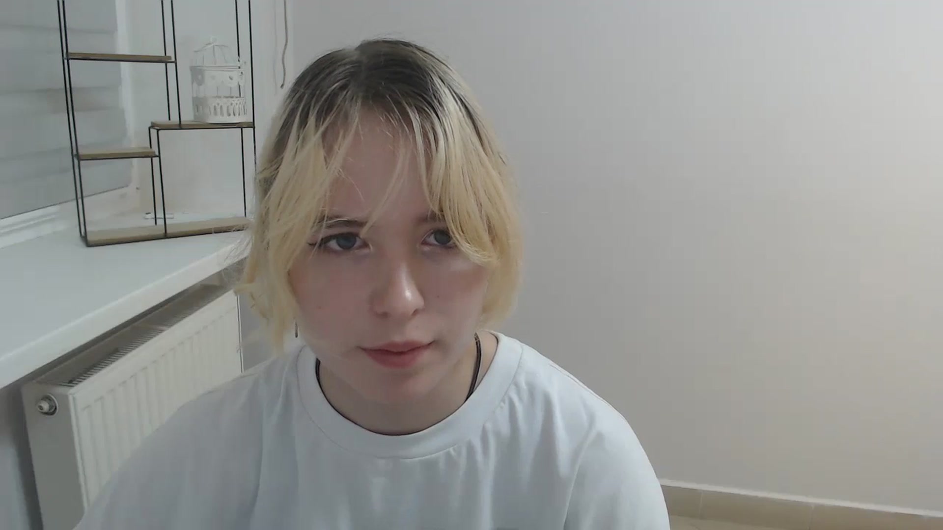 Gallery image thumbnail from SimonaTess_'s myfreecams stream on, 08/22/2024, 11:55 image 17 of 20