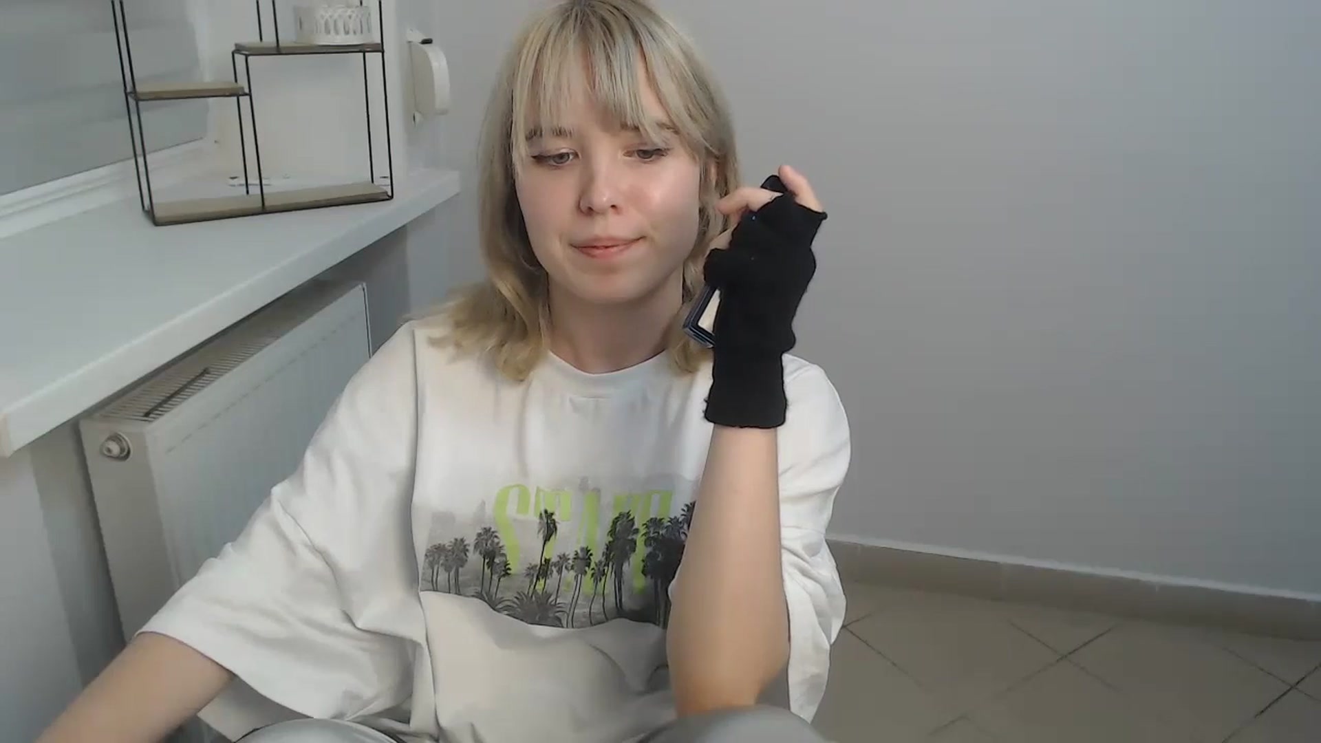 Gallery image thumbnail from SimonaTess_'s myfreecams stream on, 08/30/2024, 16:44 image 19 of 20