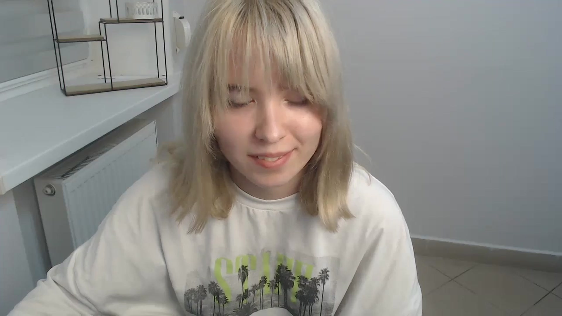 Gallery image thumbnail from SimonaTess_'s myfreecams stream on, 08/30/2024, 16:44 image 15 of 20