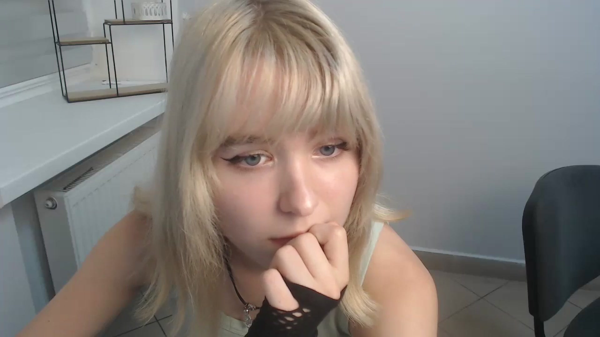 Gallery image thumbnail from SimonaTess_'s myfreecams stream on, 09/03/2024, 12:38 image 14 of 20