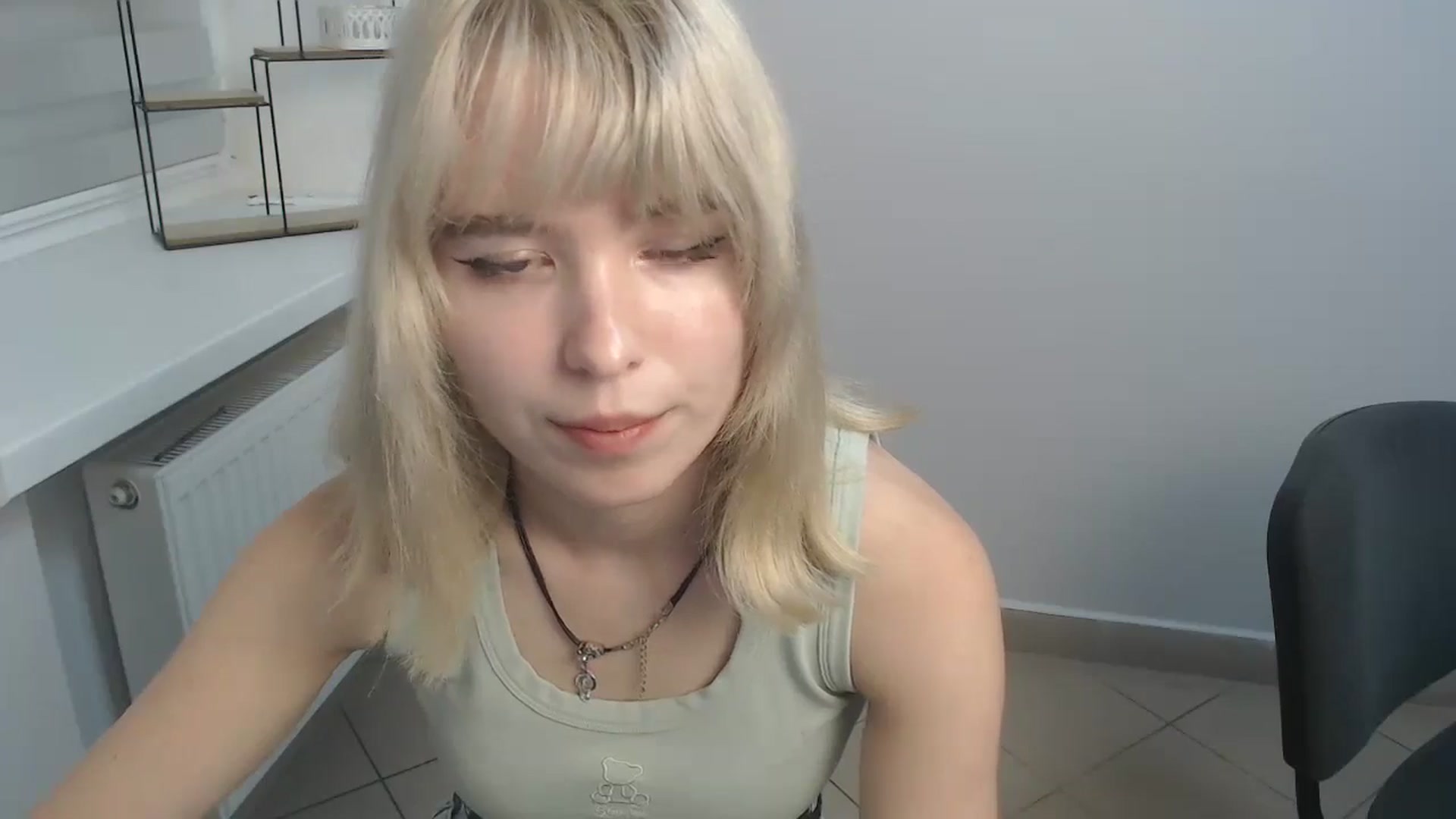 Gallery image thumbnail from SimonaTess_'s myfreecams stream on, 09/03/2024, 12:38 image 10 of 20
