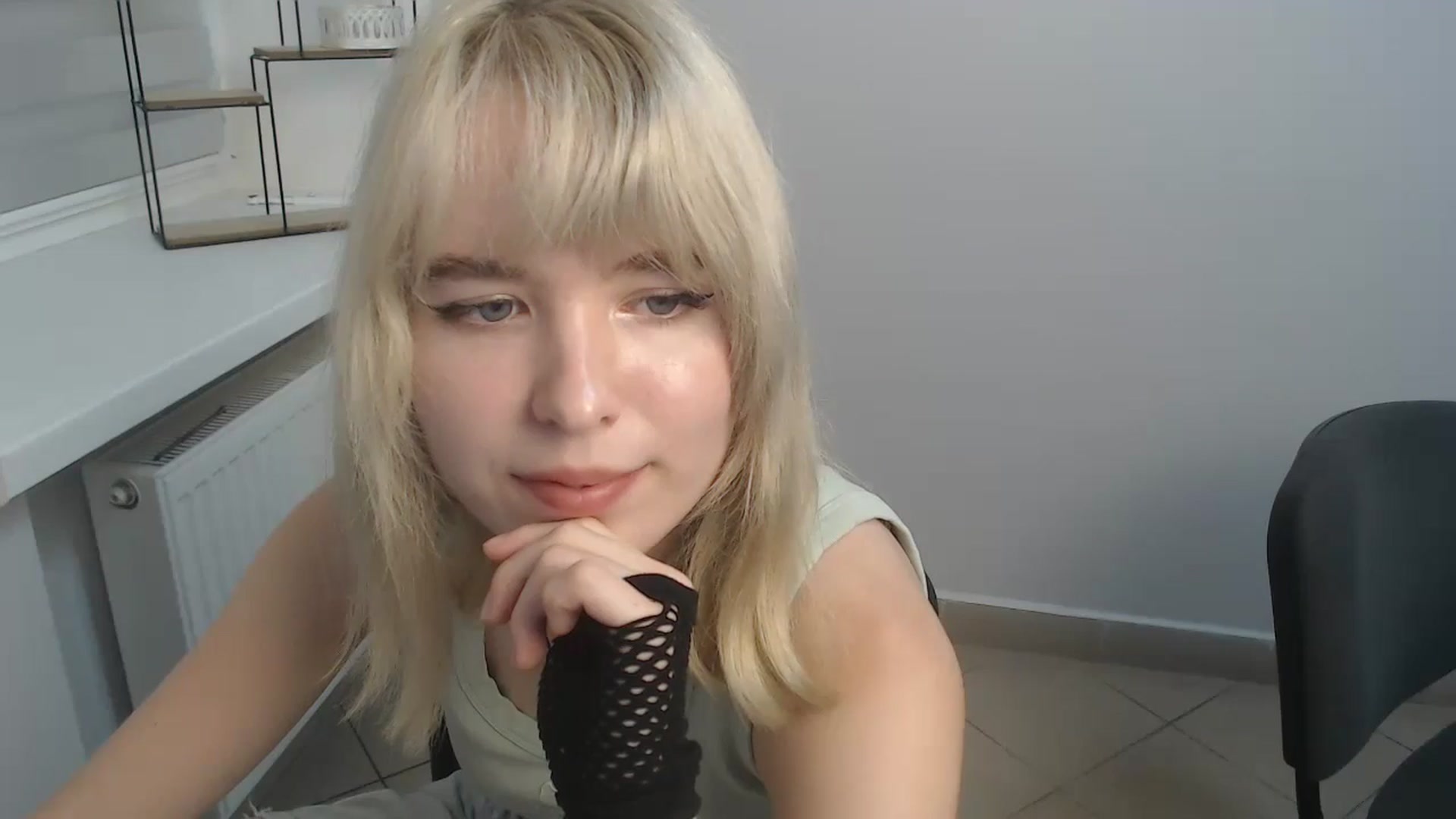 Gallery image thumbnail from SimonaTess_'s myfreecams stream on, 09/03/2024, 13:23 image 14 of 20