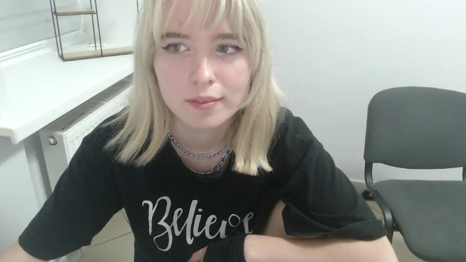Gallery image thumbnail from SimonaTess_'s myfreecams stream on, 09/08/2024, 17:29 image 15 of 20