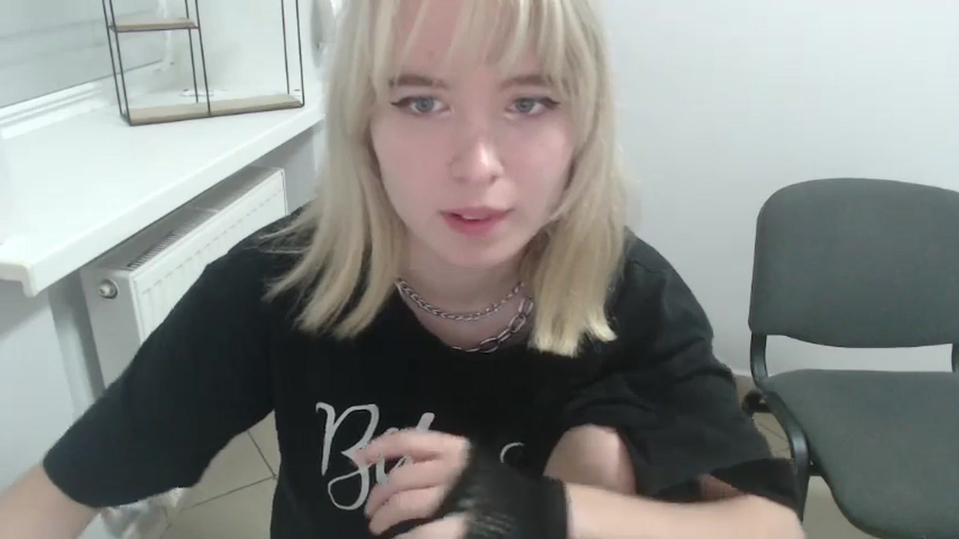 Gallery image thumbnail from SimonaTess_'s myfreecams stream on, 09/08/2024, 17:29 image 14 of 20