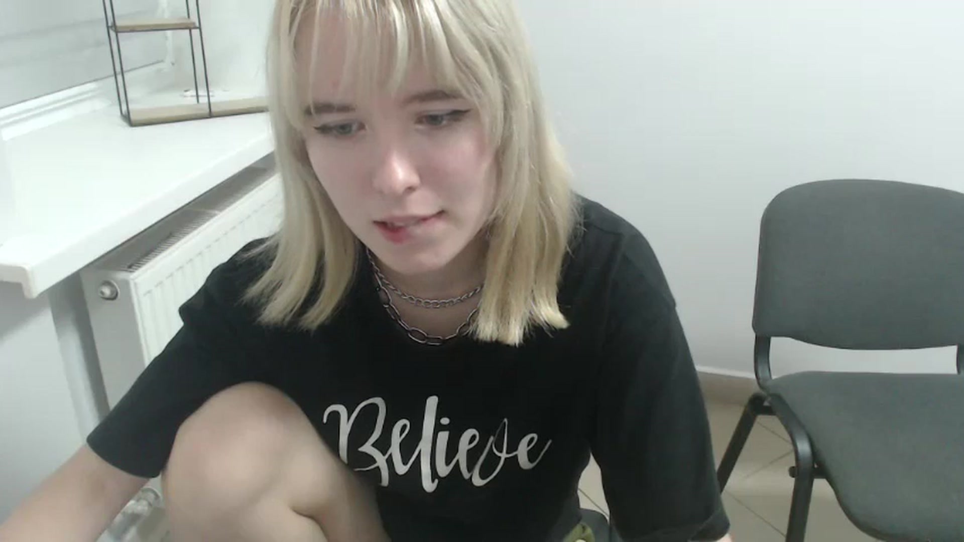 Gallery image thumbnail from SimonaTess_'s myfreecams stream on, 09/08/2024, 17:29 image 9 of 20