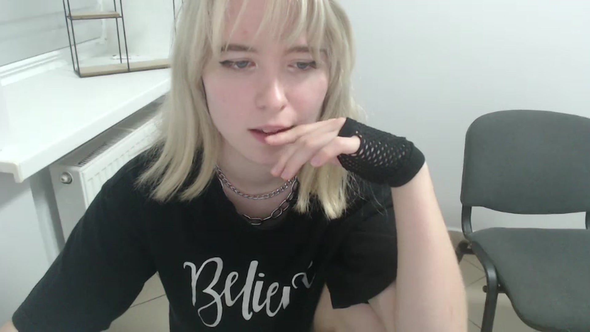 Gallery image thumbnail from SimonaTess_'s myfreecams stream on, 09/08/2024, 17:29 image 18 of 20