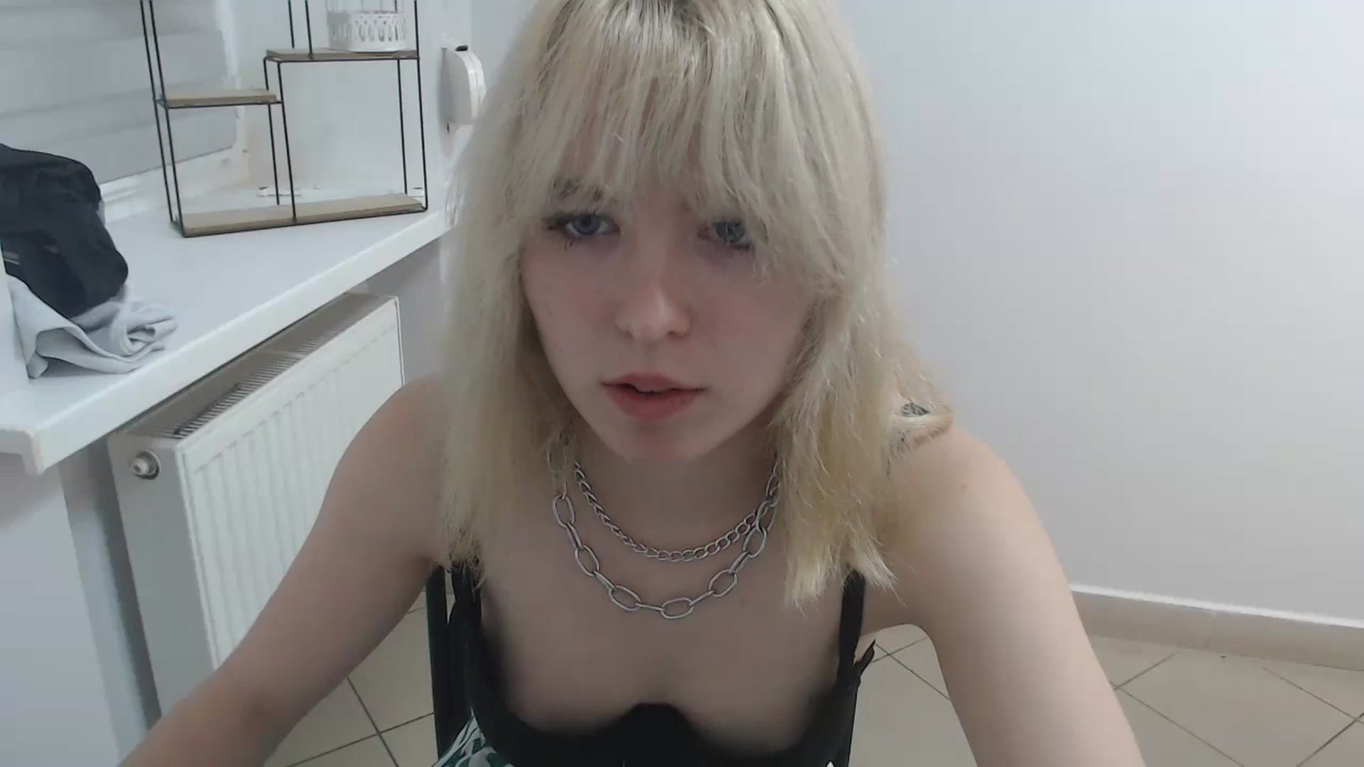 Gallery image thumbnail from SimonaTess_'s myfreecams stream on, 09/14/2024, 10:06 image 16 of 20