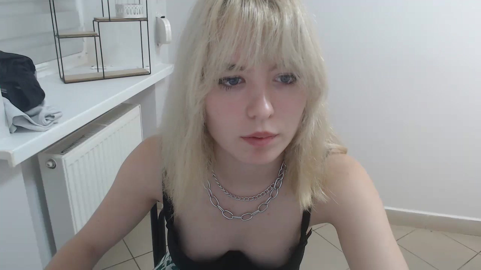 Gallery image thumbnail from SimonaTess_'s myfreecams stream on, 09/14/2024, 10:06 image 14 of 20