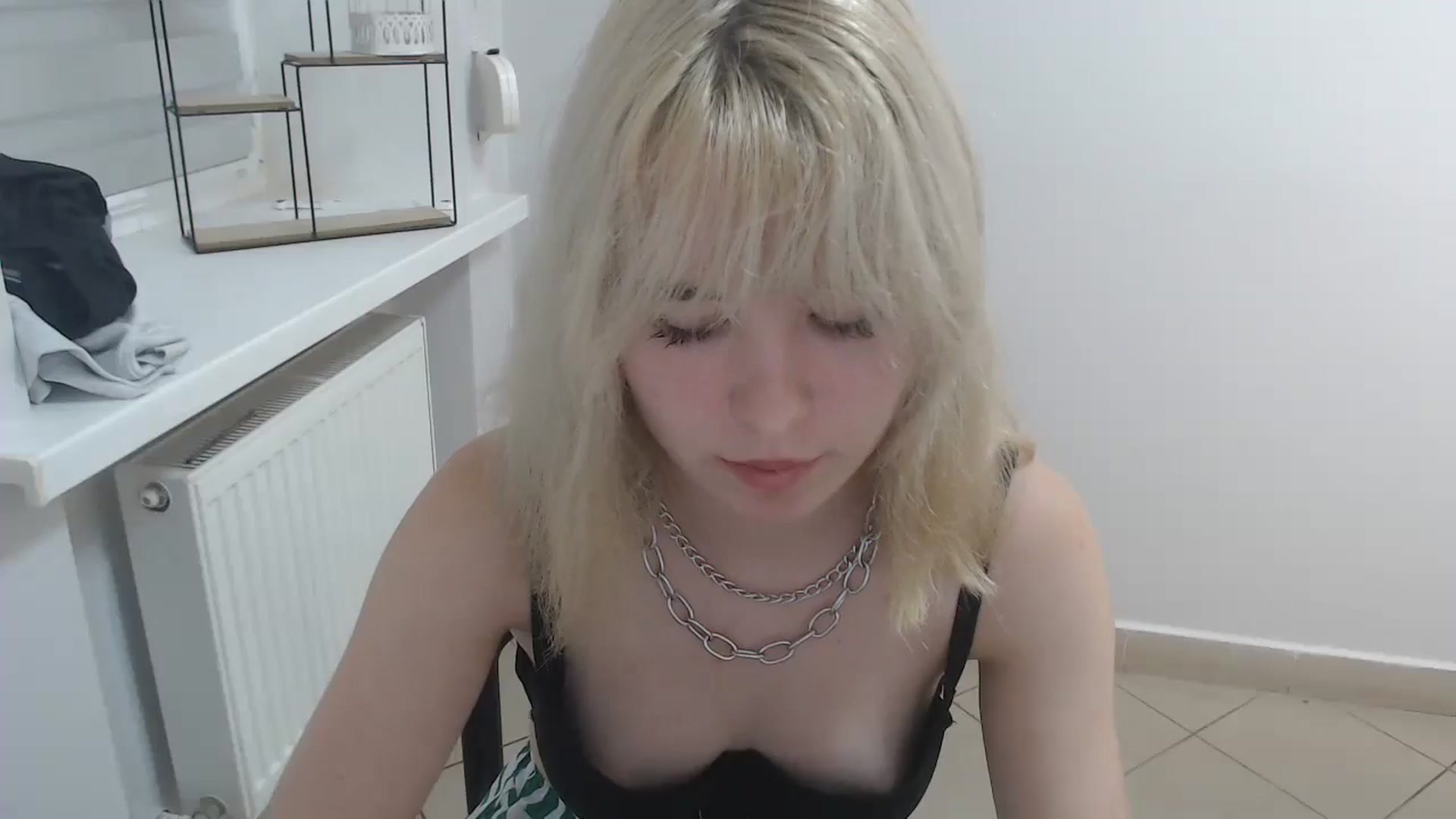 Gallery image thumbnail from SimonaTess_'s myfreecams stream on, 09/14/2024, 10:06 image 10 of 20