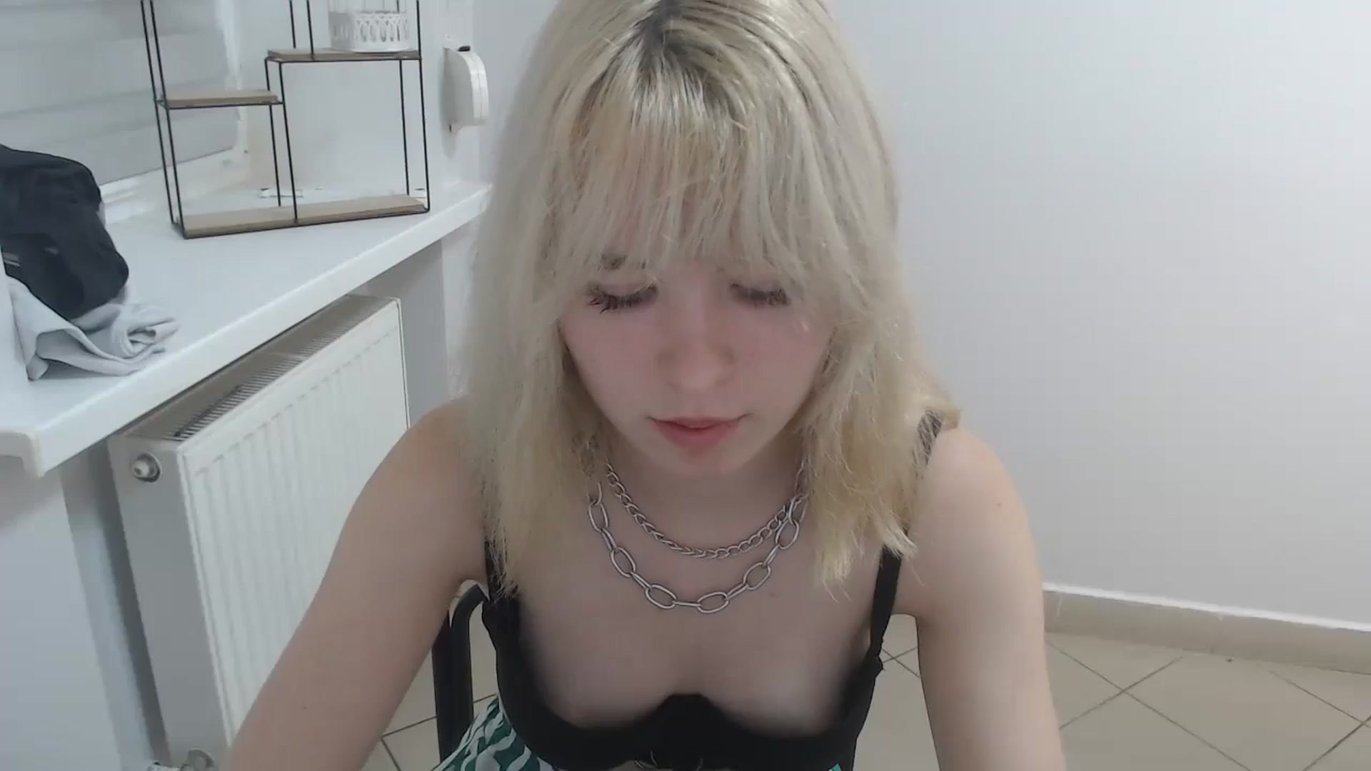 Gallery image thumbnail from SimonaTess_'s myfreecams stream on, 09/14/2024, 10:06 image 12 of 20