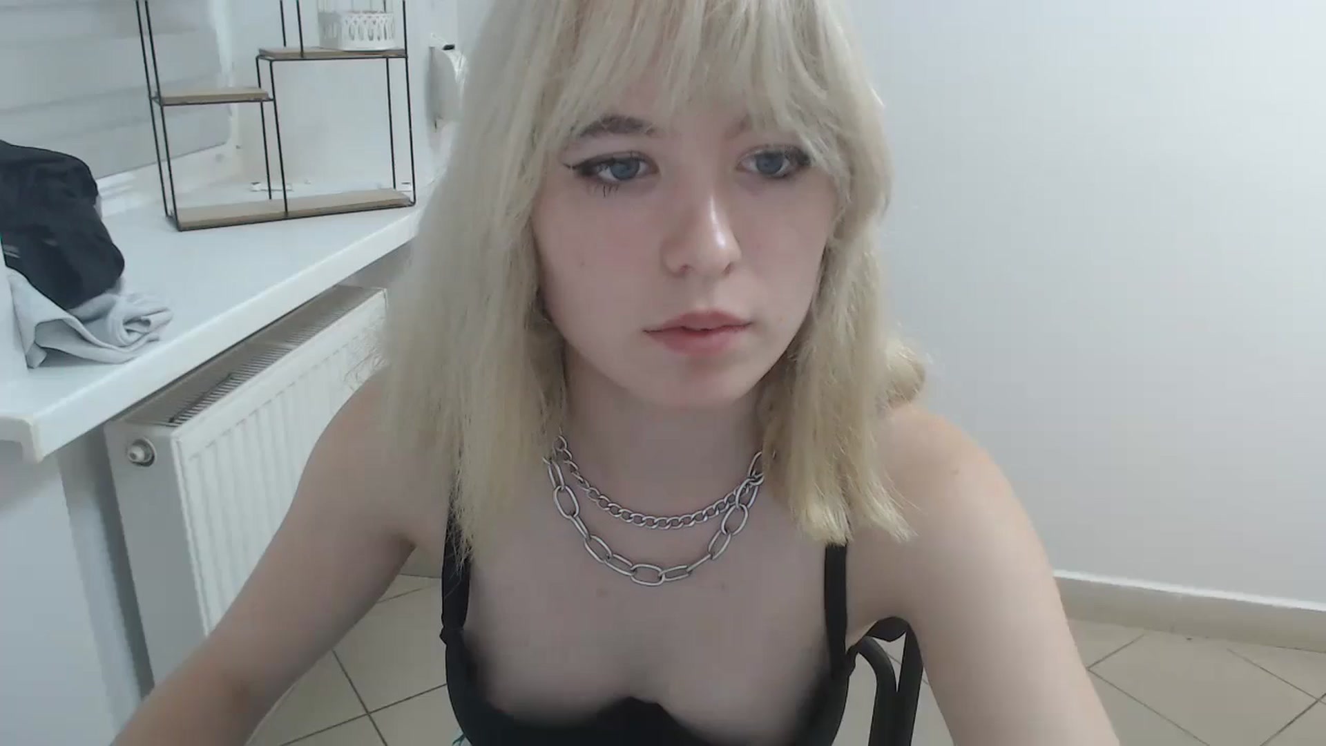 Gallery image thumbnail from SimonaTess_'s myfreecams stream on, 09/14/2024, 10:39 image 1 of 20
