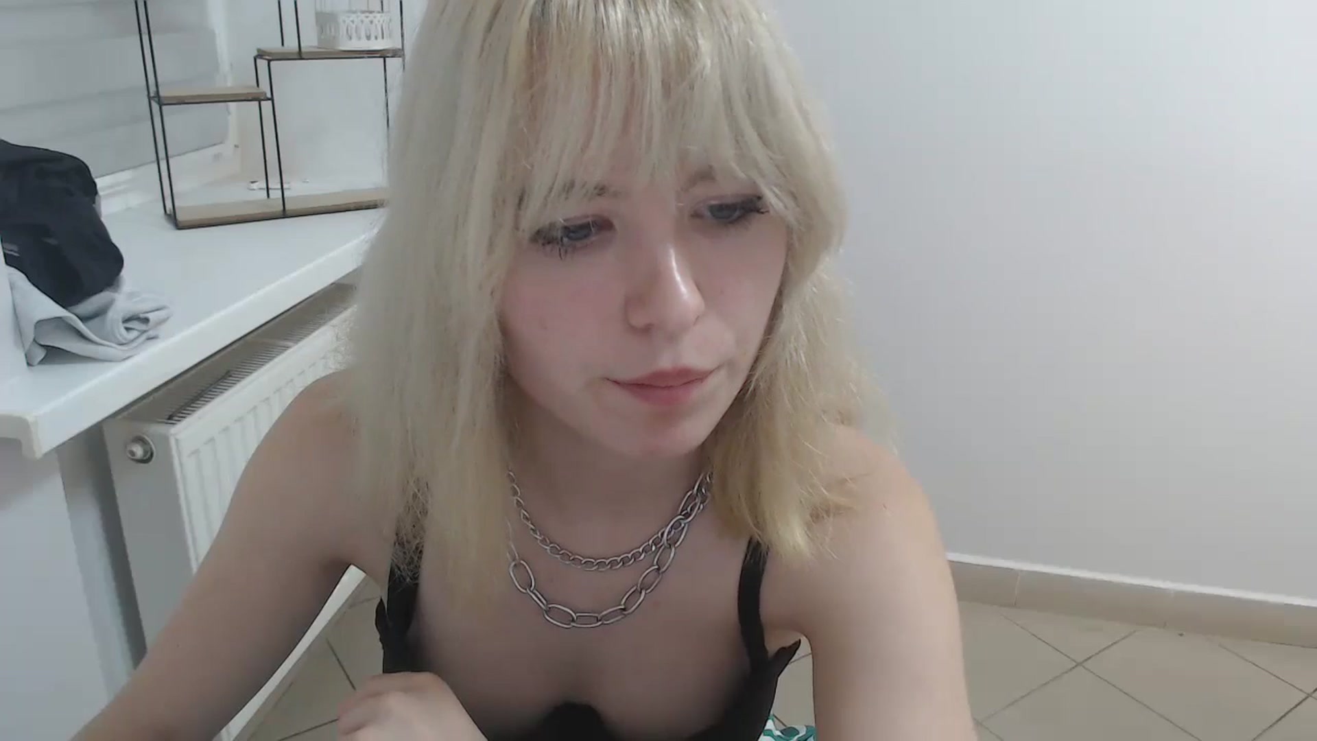 Gallery image thumbnail from SimonaTess_'s myfreecams stream on, 09/14/2024, 10:39 image 14 of 20
