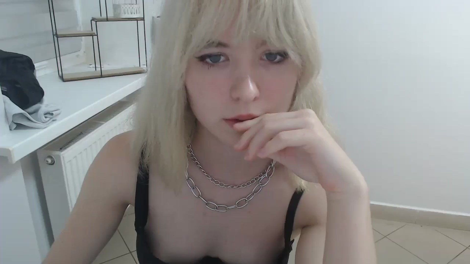 Gallery image thumbnail from SimonaTess_'s myfreecams stream on, 09/14/2024, 10:39 image 20 of 20