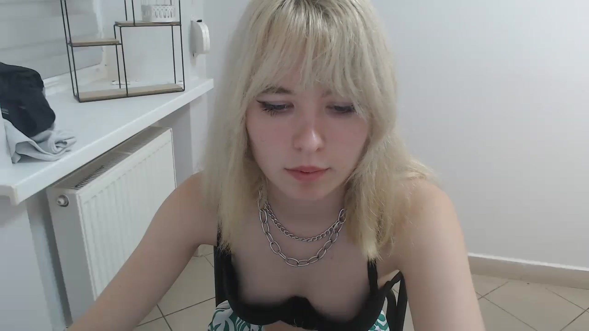 Gallery image thumbnail from SimonaTess_'s myfreecams stream on, 09/14/2024, 10:39 image 16 of 20