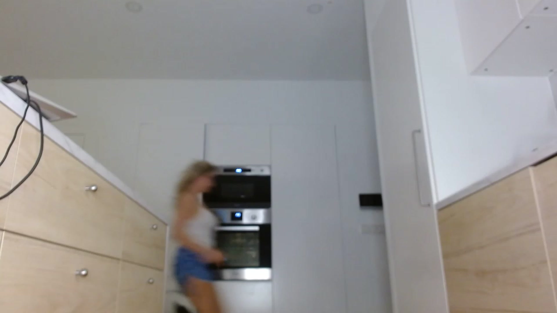 Gallery image thumbnail from Simonka's myfreecams stream on, 12/29/2022, 24:45 image 20 of 20