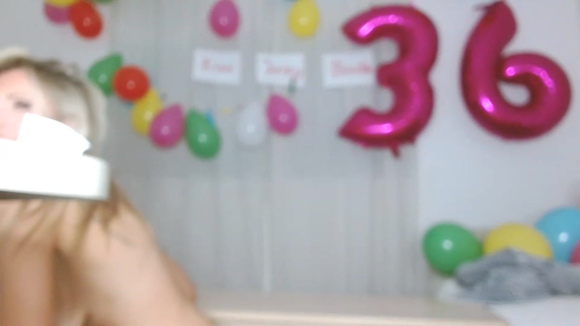 Gallery image thumbnail from Simonka's myfreecams stream on, 04/30/2023, 24:57 image 3 of 20
