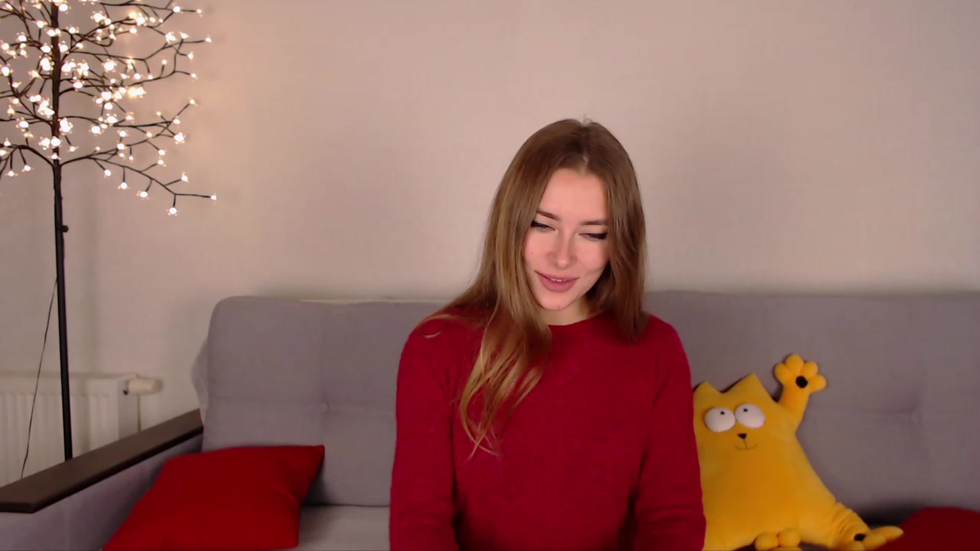 Gallery image thumbnail from SimonsWife's myfreecams stream on, 11/27/2022, 17:22 image 6 of 20