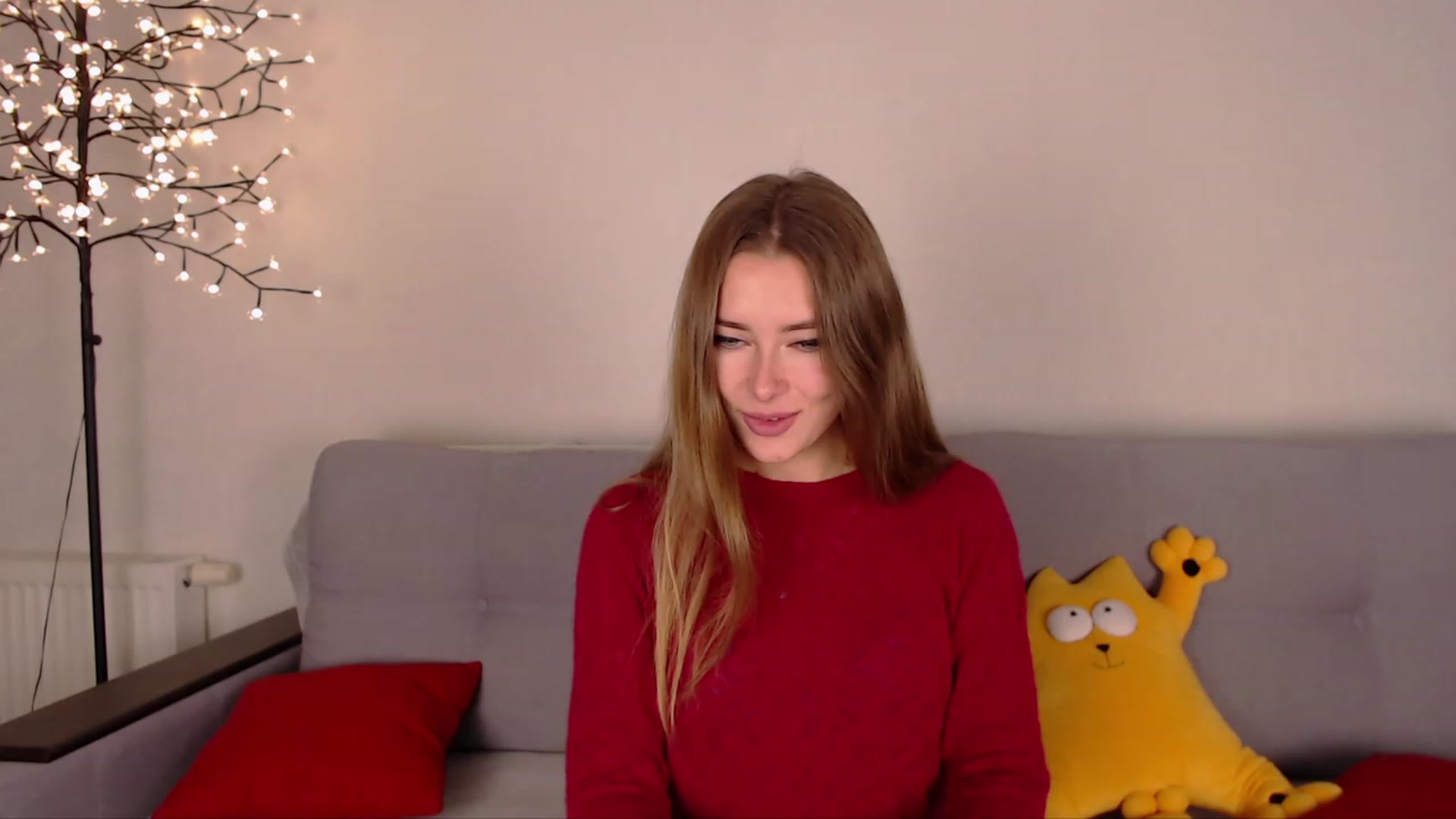 Gallery image thumbnail from SimonsWife's myfreecams stream on, 11/27/2022, 17:22 image 7 of 20