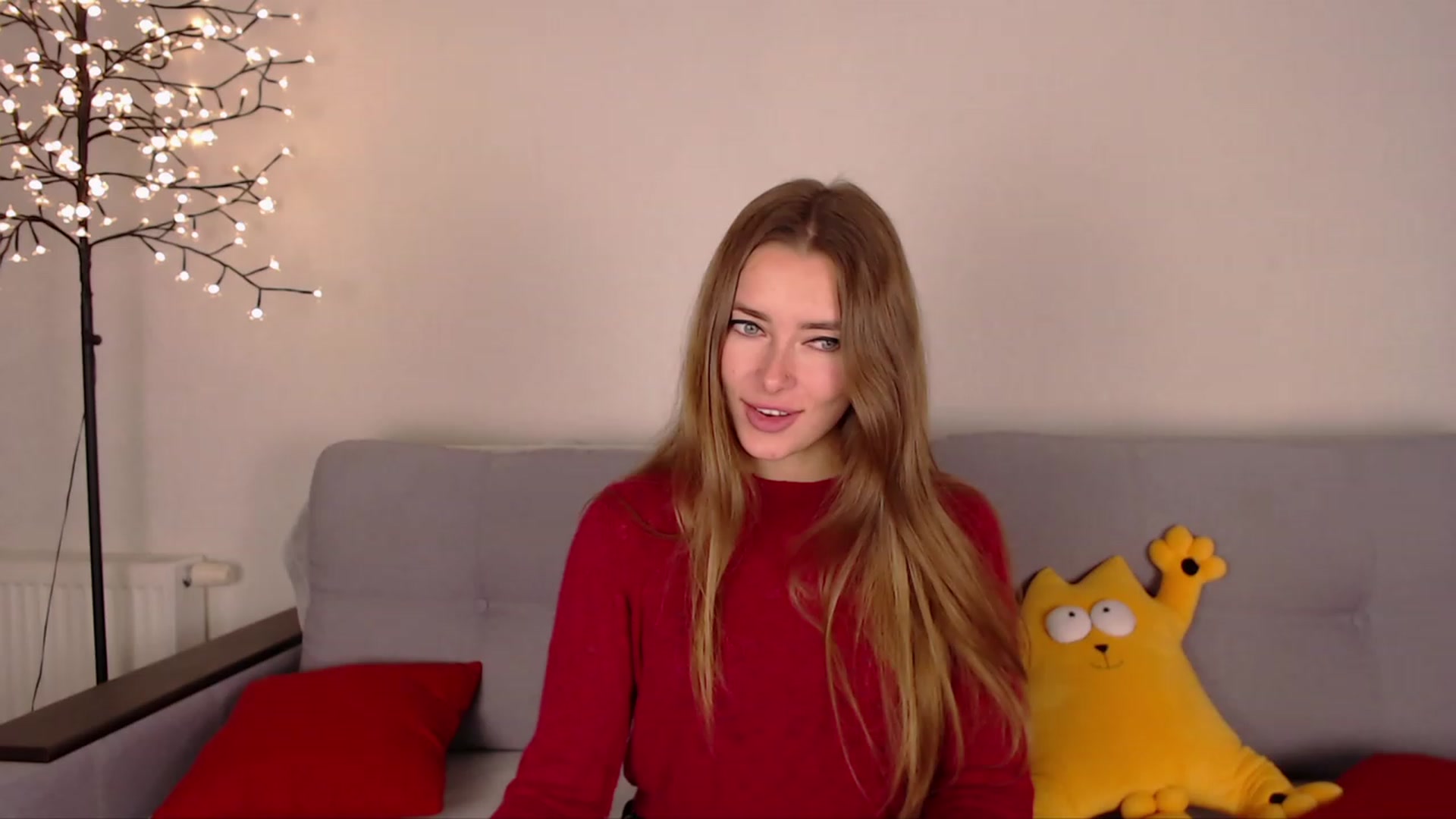 Gallery image thumbnail from SimonsWife's myfreecams stream on, 11/27/2022, 17:57 image 7 of 20