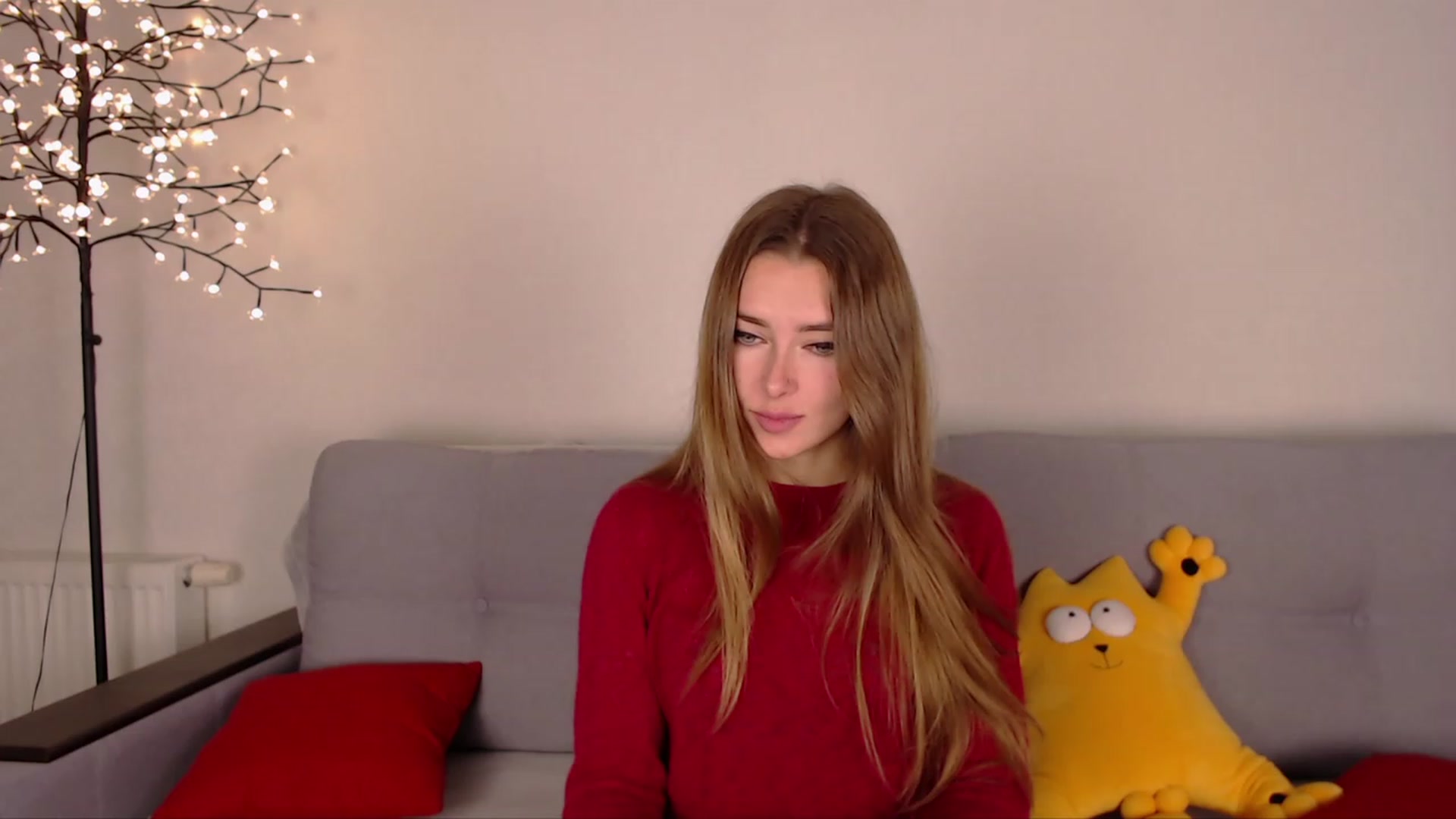 Gallery image thumbnail from SimonsWife's myfreecams stream on, 11/27/2022, 17:57 image 14 of 20