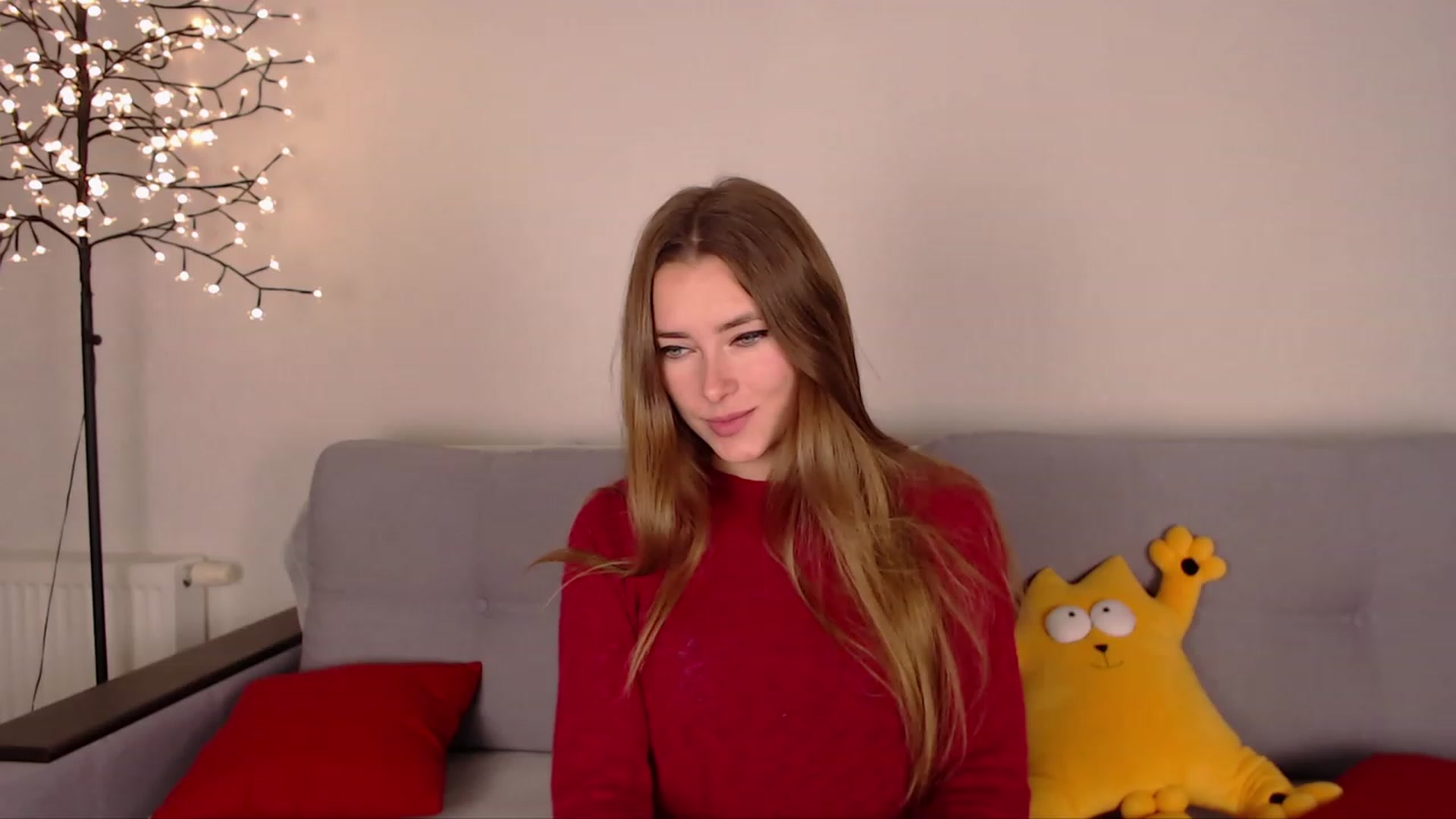 Gallery image thumbnail from SimonsWife's myfreecams stream on, 11/27/2022, 17:57 image 1 of 20