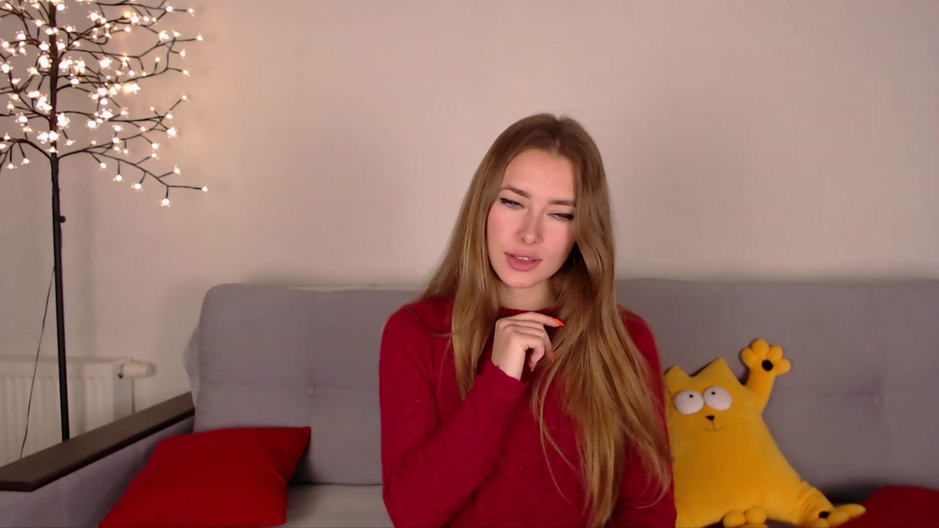 Gallery image thumbnail from SimonsWife's myfreecams stream on, 11/27/2022, 17:57 image 6 of 20